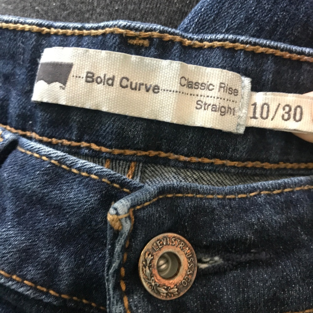 Levi's Bold Curve Classic Rise Straight Jeans